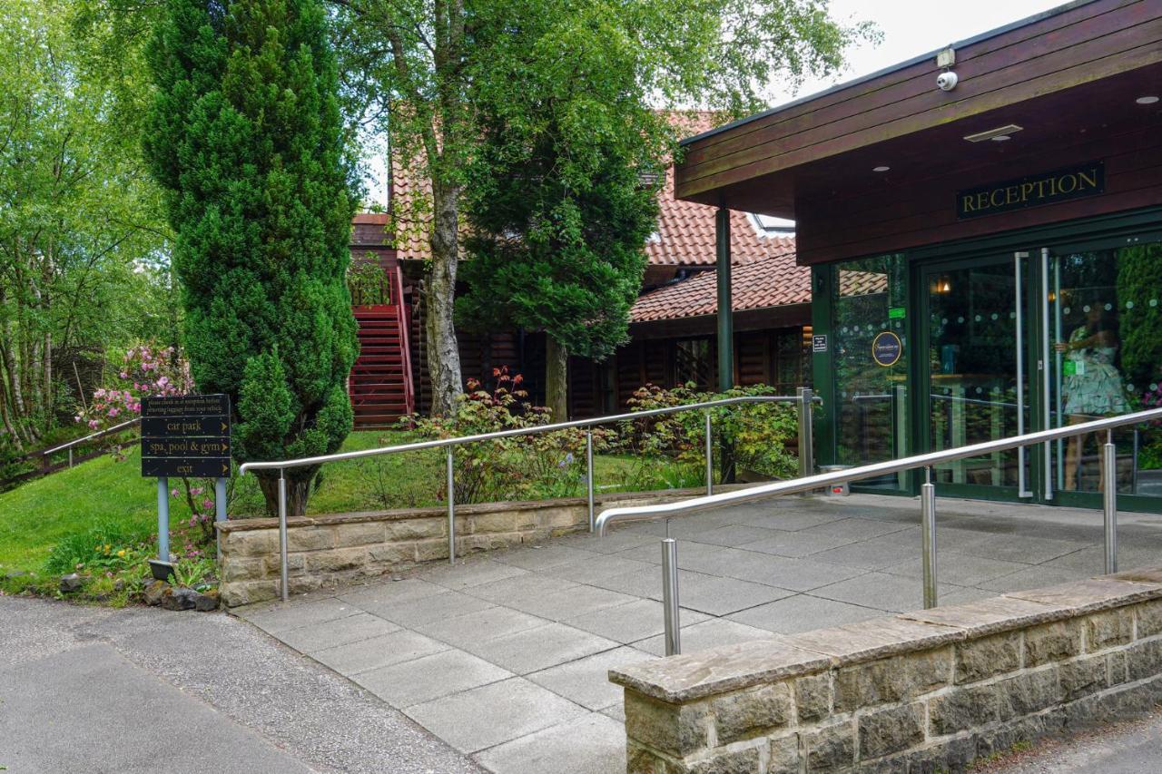 Chevin Country Park Hotel & Spa Отли Екстериор снимка