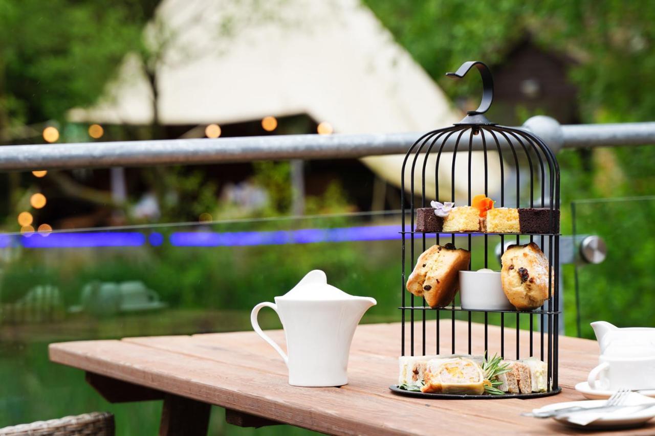 Chevin Country Park Hotel & Spa Отли Екстериор снимка