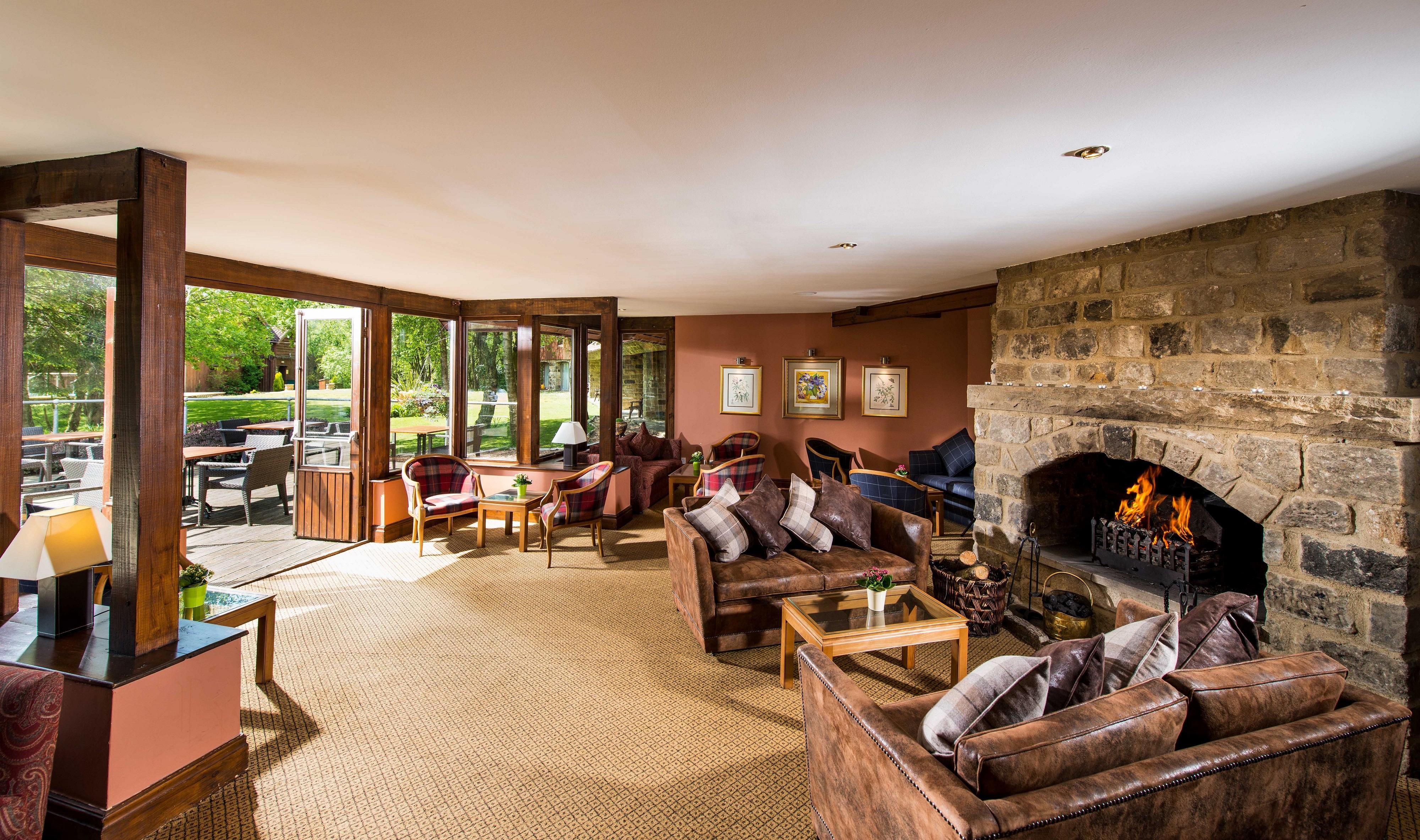 Chevin Country Park Hotel & Spa Отли Екстериор снимка