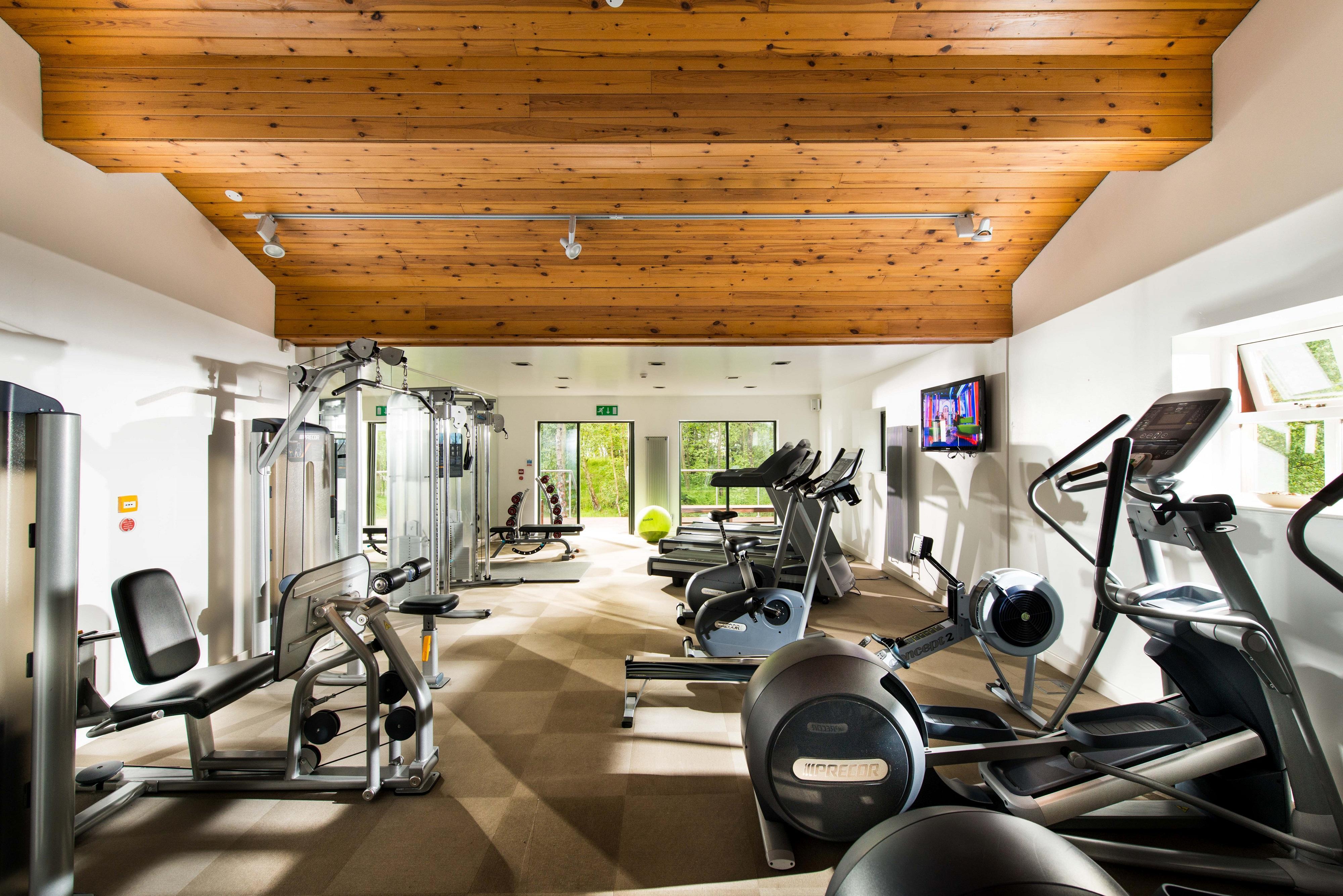 Chevin Country Park Hotel & Spa Отли Екстериор снимка