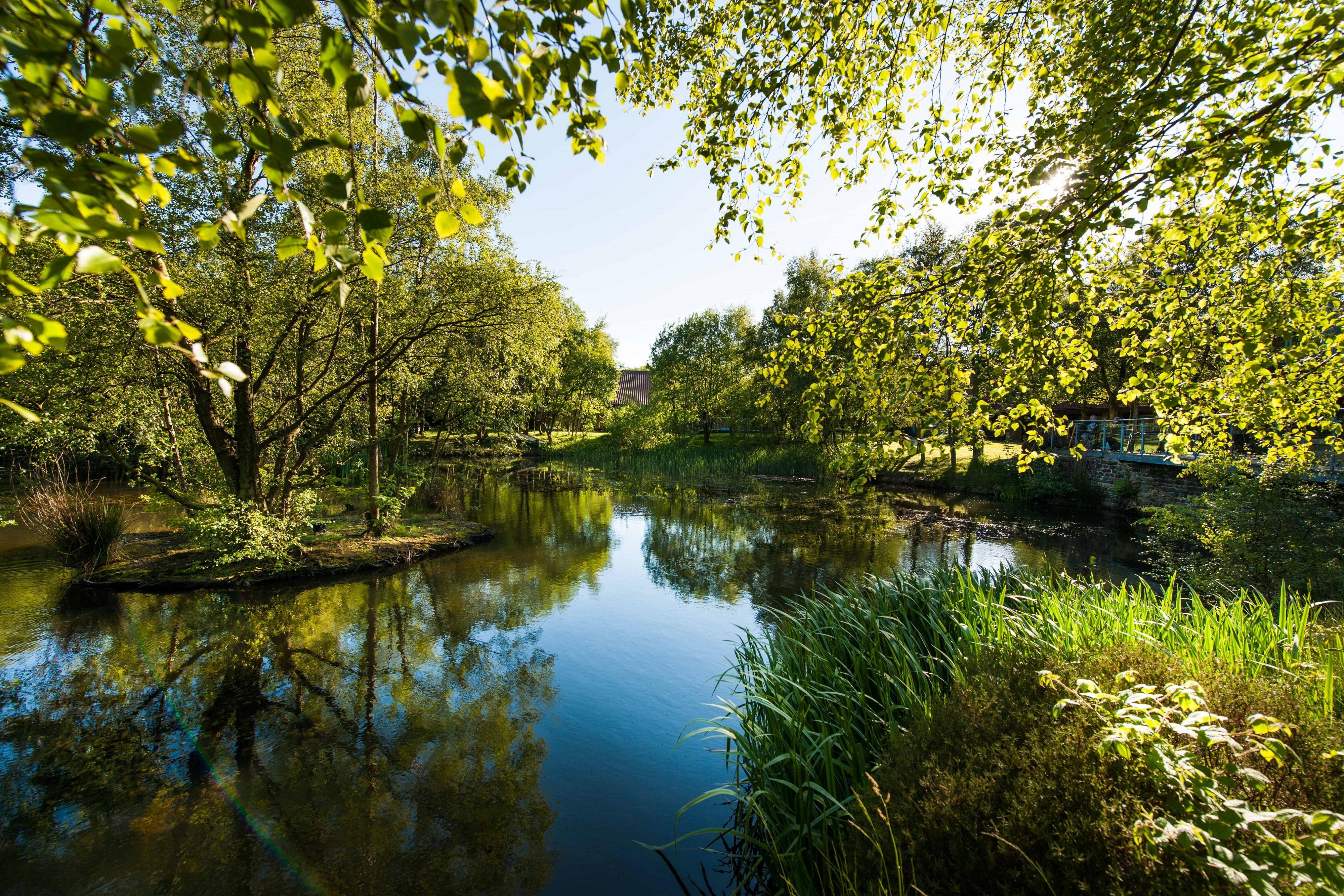 Chevin Country Park Hotel & Spa Отли Екстериор снимка