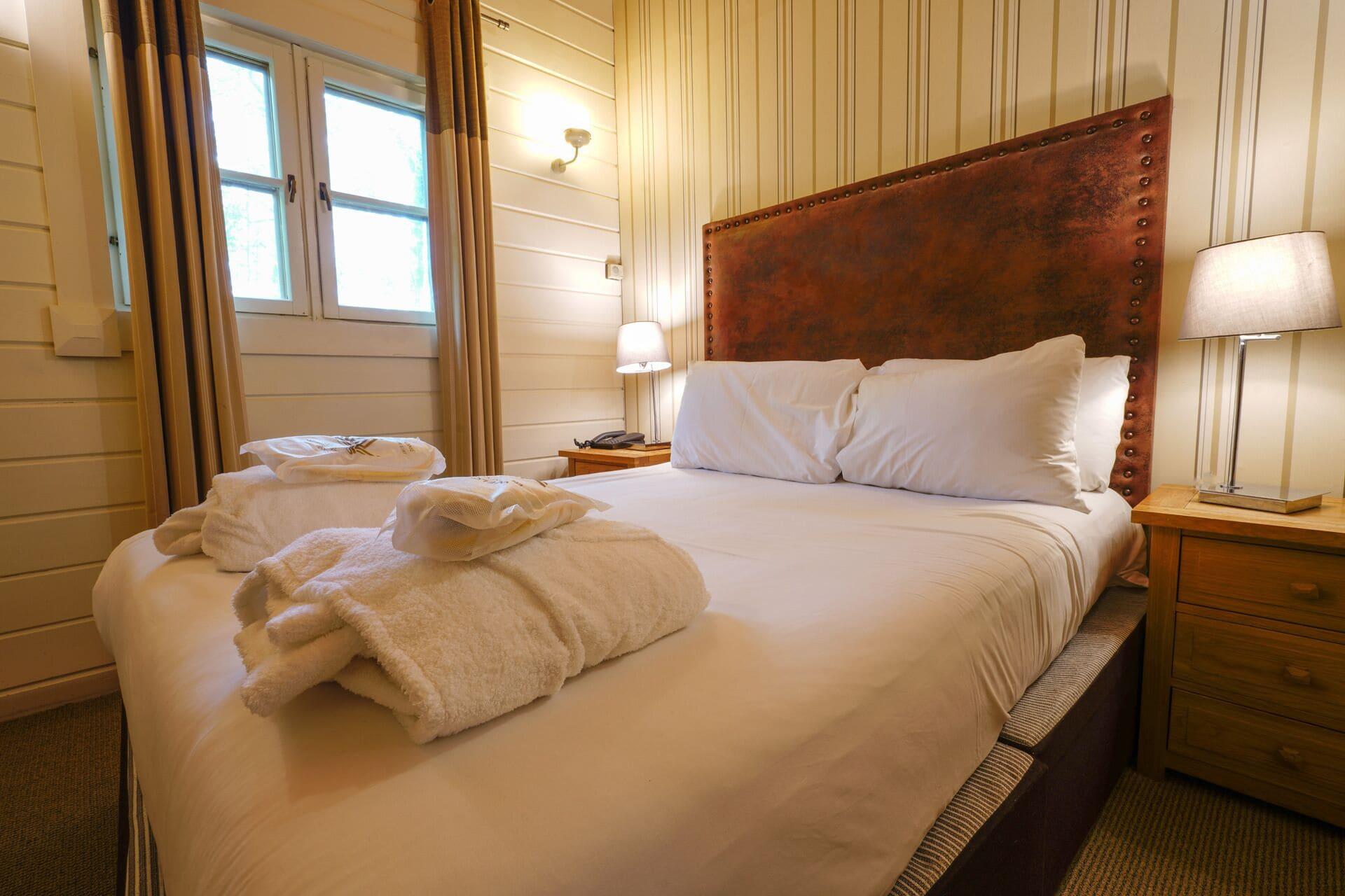 Chevin Country Park Hotel & Spa Отли Екстериор снимка